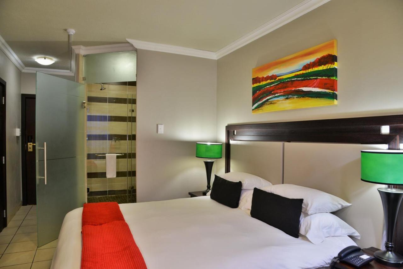 Bon Hotel Empangeni Exteriör bild